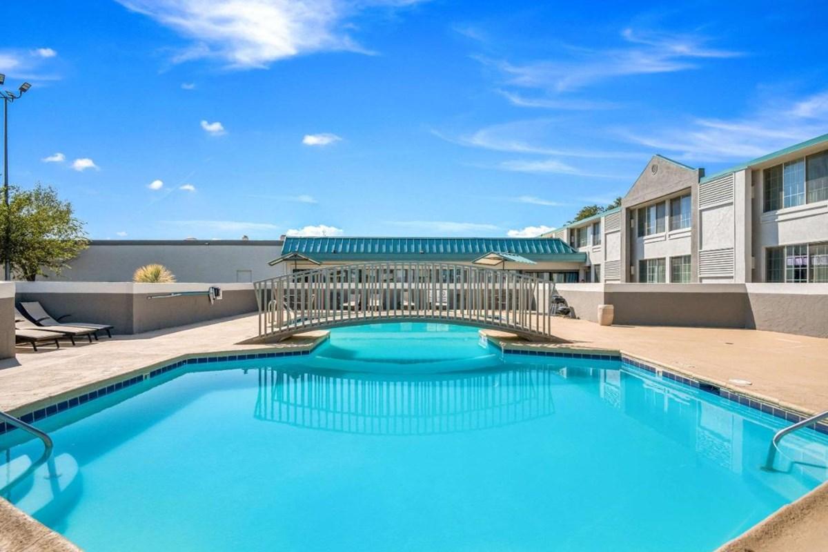 La Quinta By Wyndham Sweetwater East Hotel Buitenkant foto